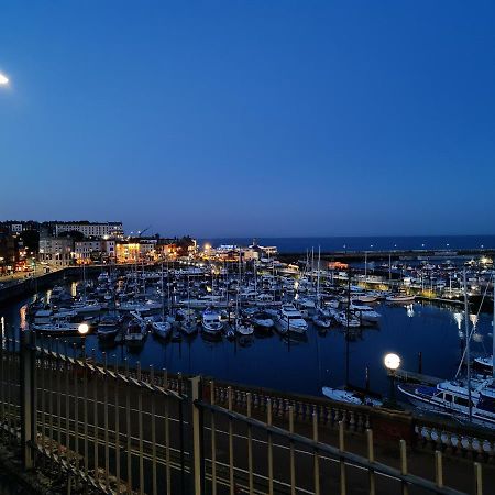 Diamond Harbour - Whole Huge Apartment - Wifi - Beach - Ramsgate Town Εξωτερικό φωτογραφία